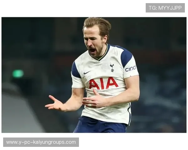 凯恩回做挑传激发队友前插，热刺形成连续转移